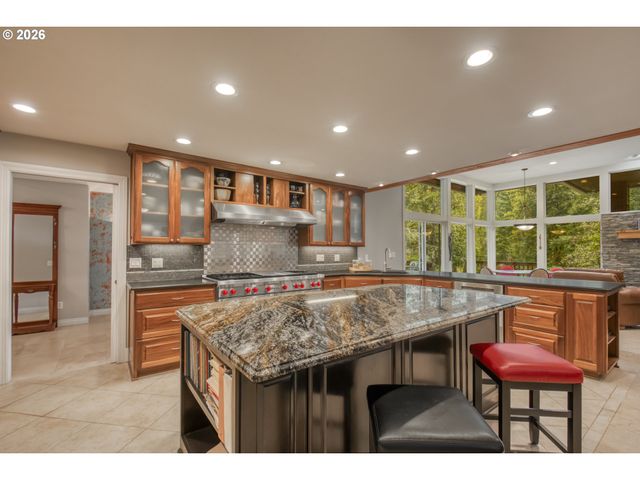 56888 Nw STRASSEL Rd, Forest Grove, OR 97116