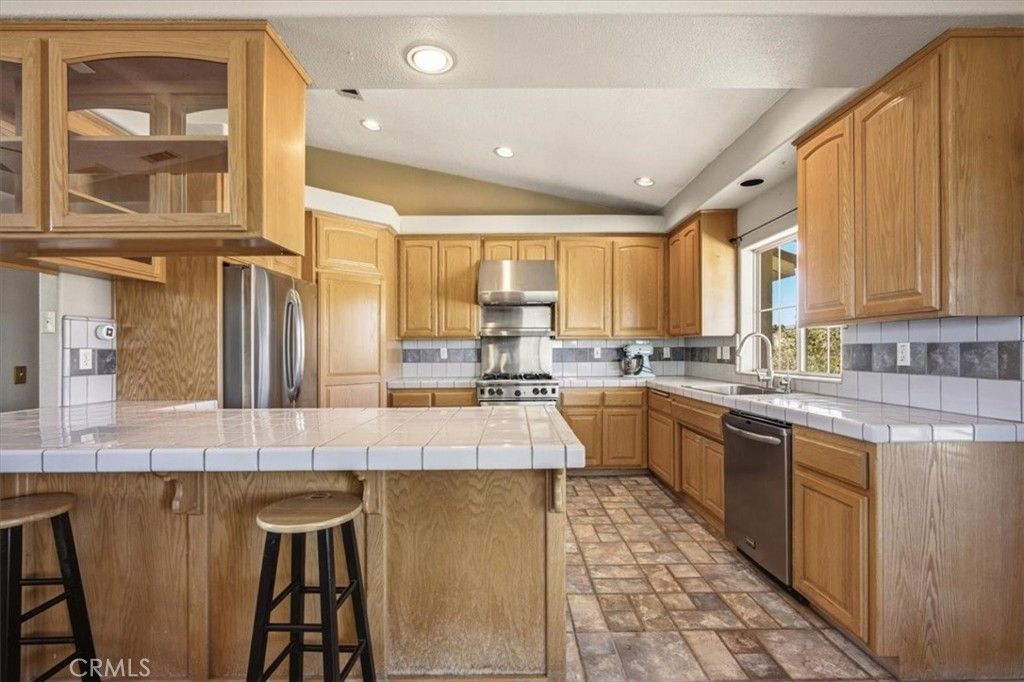 Image 11 of property listing at 1397 Sierra, Pinon Hills, CA 92372