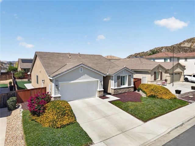 30134 Crestview Court, Menifee, CA 92585