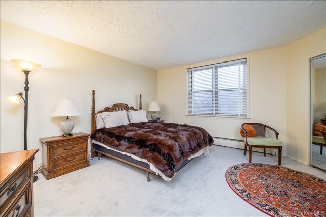 2 Fowler Avenue 211, Lynbrook, NY 11563