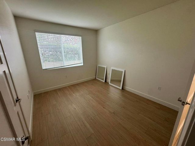 14412 Killion Street 102, Sherman Oaks, CA 91401