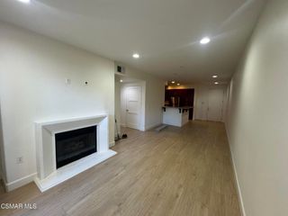 14412 Killion Street 102, Sherman Oaks, CA 91401