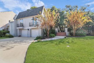 12 Oyster Landing Ln, Hilton Head Island, SC 29928