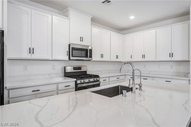 1611 Dire Wolf Avenue, North Las Vegas, NV 89084