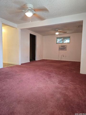 2010 W Hermosa Dr, San Antonio, TX 78201