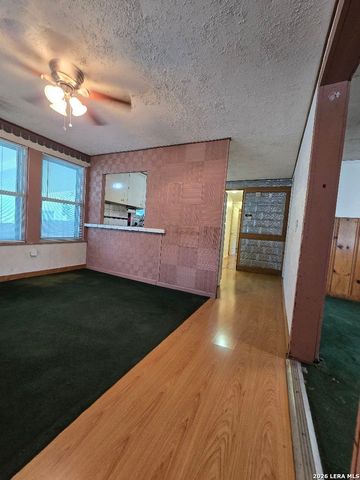 2010 W Hermosa Dr, San Antonio, TX 78201