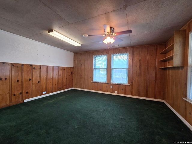 2010 W Hermosa Dr, San Antonio, TX 78201