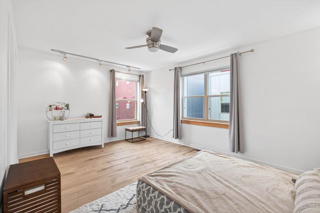 2014 21st Avenue S, Minneapolis, MN 55404