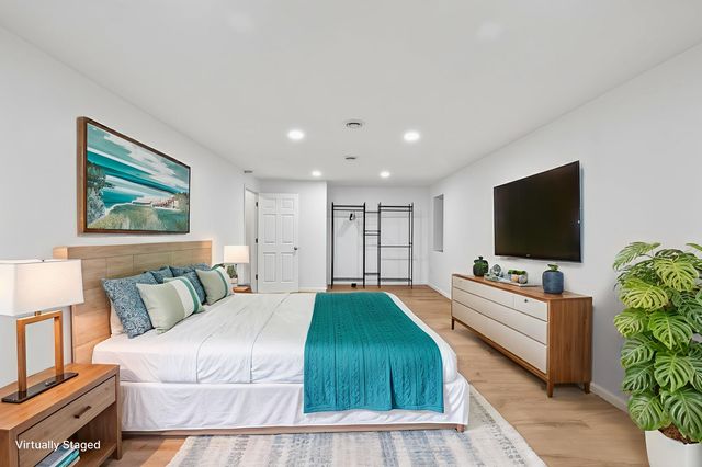 2014 21st Avenue S, Minneapolis, MN 55404