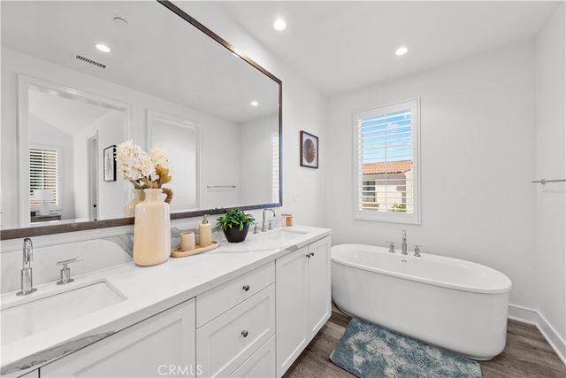 116 Montero, Irvine, CA 92618