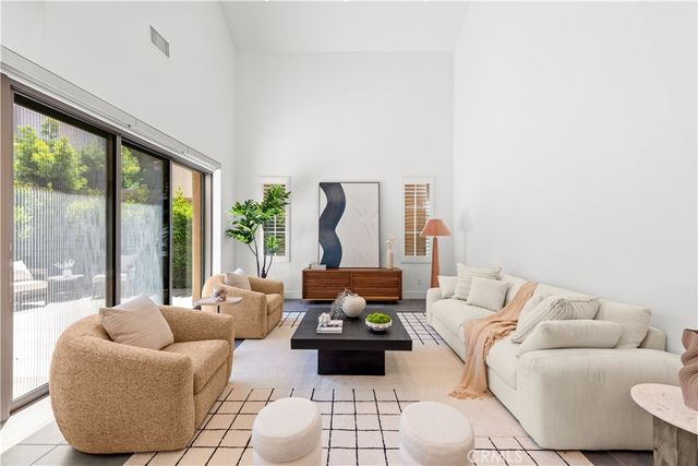 116 Montero, Irvine, CA 92618