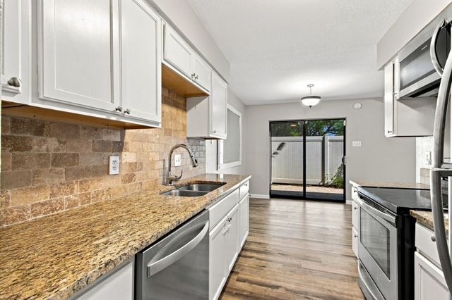 2240 Tarpley Road 74, Carrollton, TX 75006