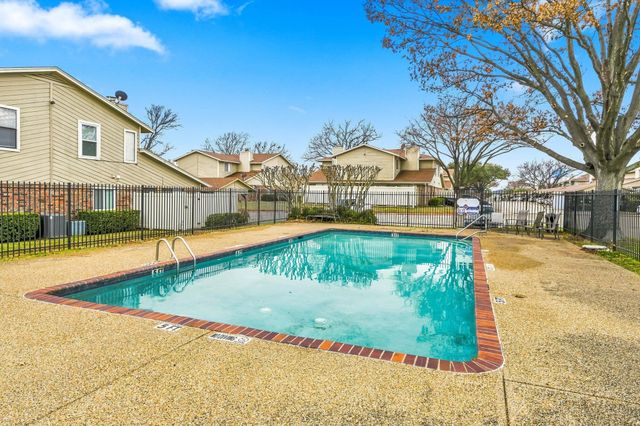 2240 Tarpley Road 74, Carrollton, TX 75006