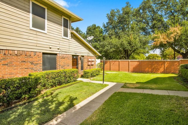 2240 Tarpley Road 74, Carrollton, TX 75006