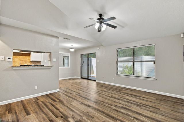 2240 Tarpley Road 74, Carrollton, TX 75006