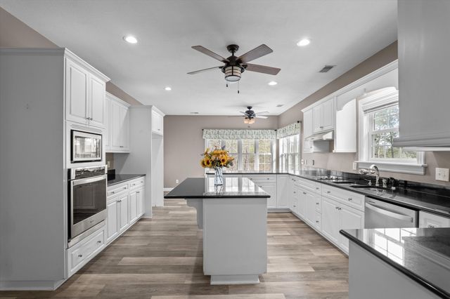 214 Butler Point, Mc Cormick, SC 29835