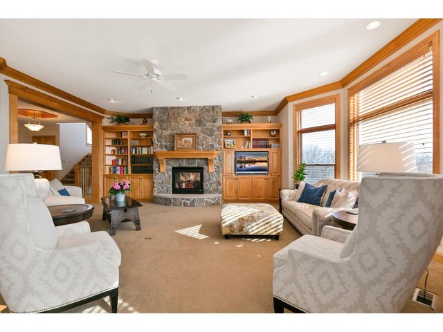 10689 Sonoma Ridge, Eden Prairie, MN 55347