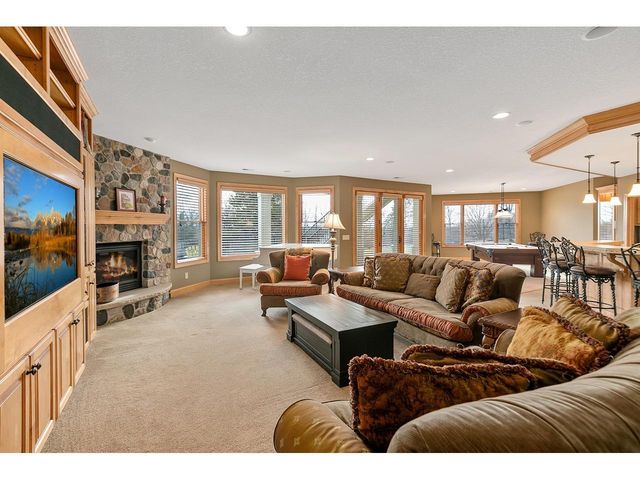 10689 Sonoma Ridge, Eden Prairie, MN 55347