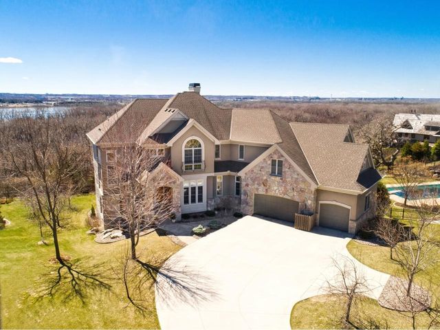 10689 Sonoma Ridge, Eden Prairie, MN 55347