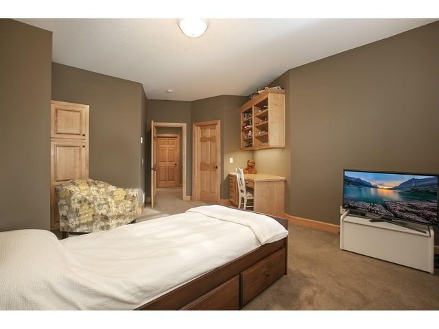 10689 Sonoma Ridge, Eden Prairie, MN 55347