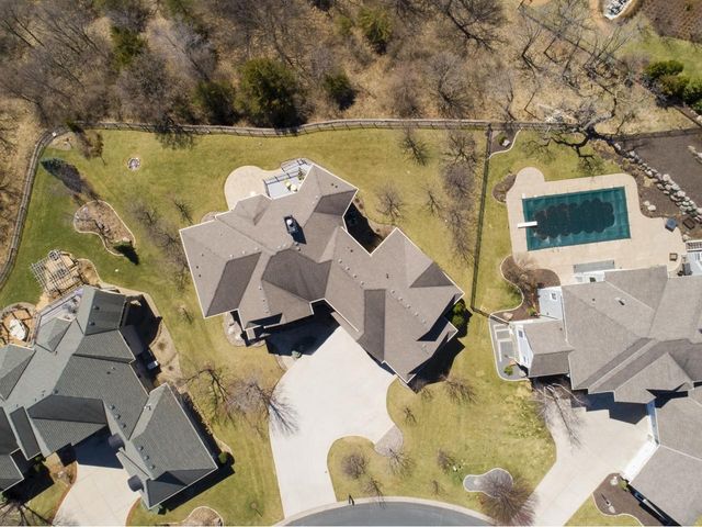 10689 Sonoma Ridge, Eden Prairie, MN 55347
