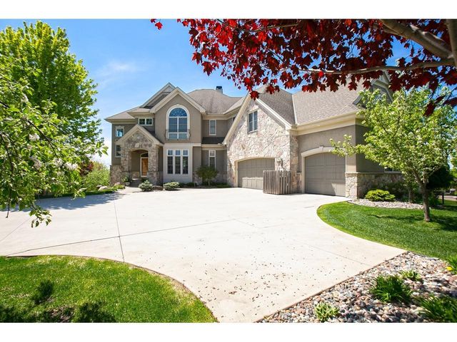 10689 Sonoma Ridge, Eden Prairie, MN 55347