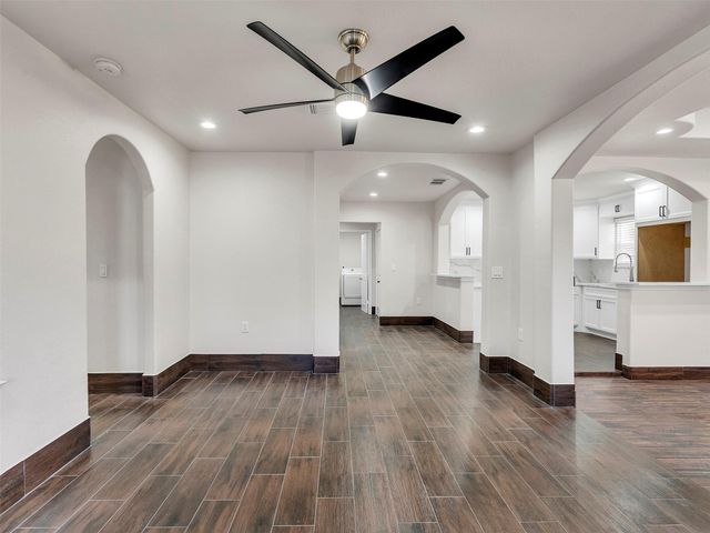 8214 Woodlyn Road, Houston, TX 77028