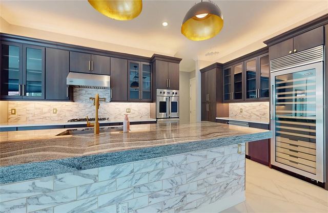 5951 BAY DRIVE, Gulfport, FL 33707