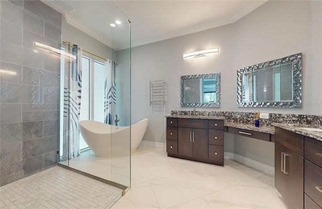 5951 BAY DRIVE, Gulfport, FL 33707