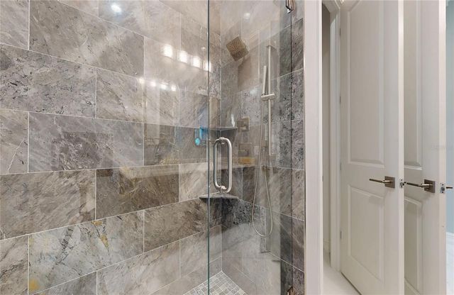 5951 BAY DRIVE, Gulfport, FL 33707