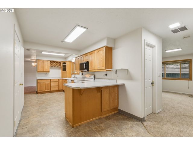 1117 Se 135TH Ave, Portland, OR 97233