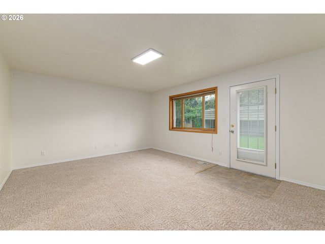 1117 Se 135TH Ave, Portland, OR 97233