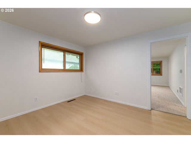 1117 Se 135TH Ave, Portland, OR 97233