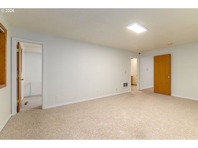 1117 Se 135TH Ave, Portland, OR 97233