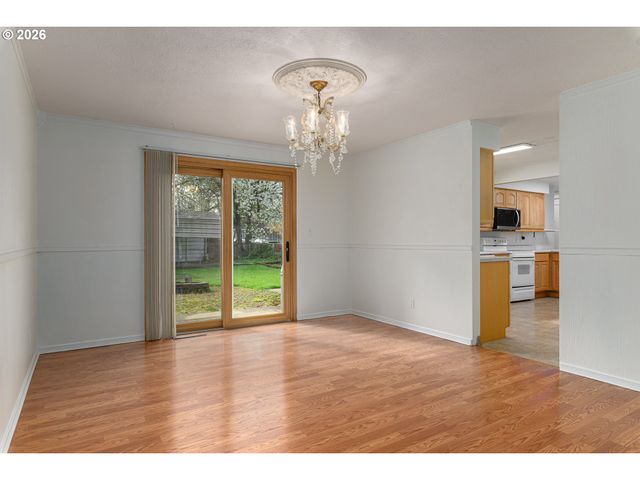 1117 Se 135TH Ave, Portland, OR 97233