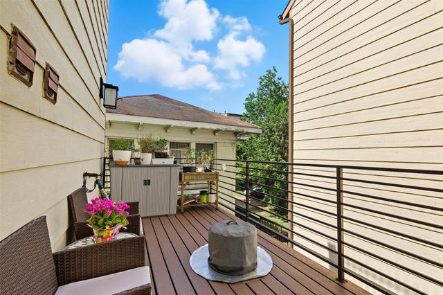 215 Avondale Street, Houston, TX 77006