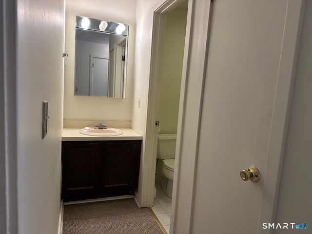 295 Redstone Hill Road 3, Bristol, CT 06010