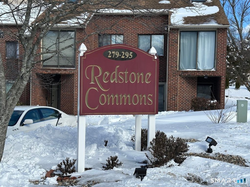 295 Redstone Hill Road 3, Bristol, CT 06010