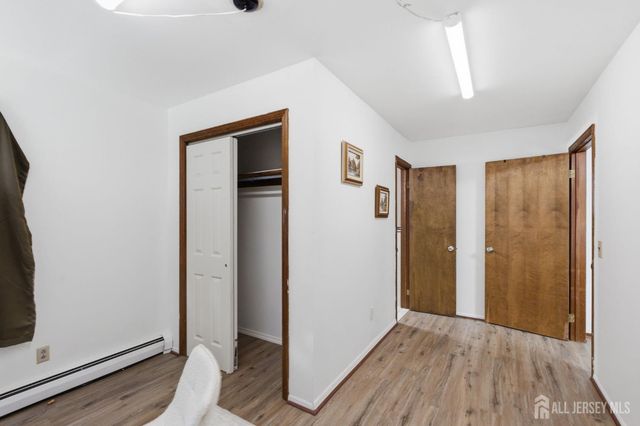 21 S Heathcote Avenue S, Edison, NJ 08817