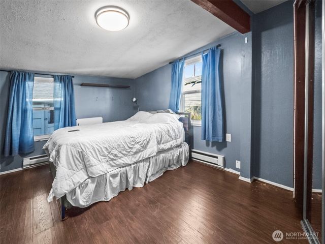 1022 Sheridan Road, Bremerton, WA 98310