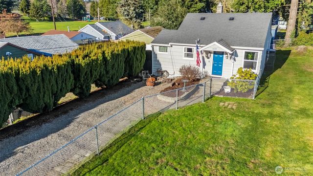 1022 Sheridan Road, Bremerton, WA 98310
