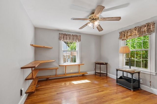 9 Oaklandvale Ave, Saugus, MA 01906