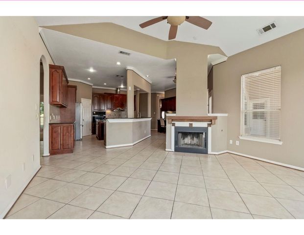 12015 Arnhamn LN, Manor, TX 78653
