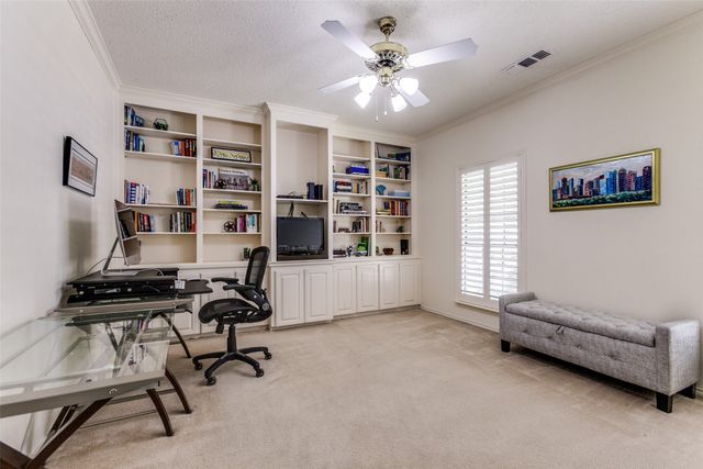 7011 Regalview Circle, Dallas, TX 75248