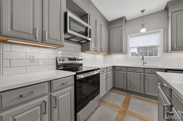 1718 Briarmanor Drive, Lake St Louis, MO 63367