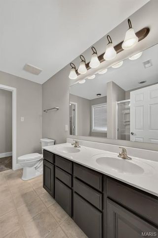 1718 Briarmanor Drive, Lake St Louis, MO 63367