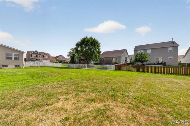1718 Briarmanor Drive, Lake St Louis, MO 63367