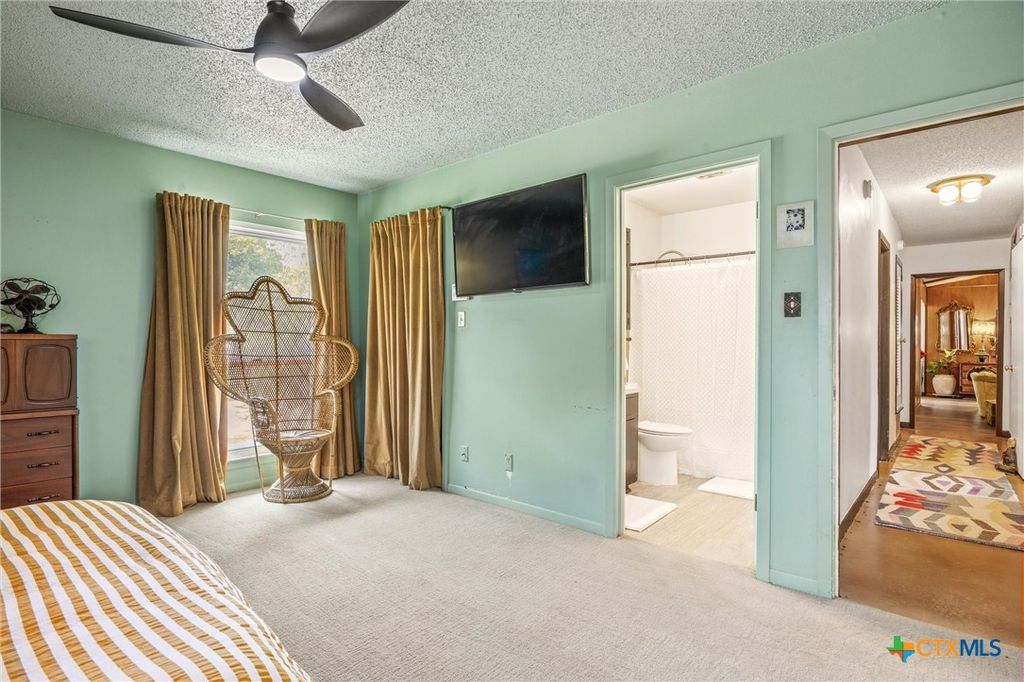 Image 11 of property listing at 3304 Whitepine Drive, Austin, TX 78757