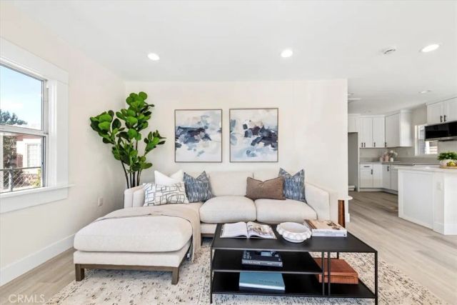 3162 L Street, San Diego, CA 92102