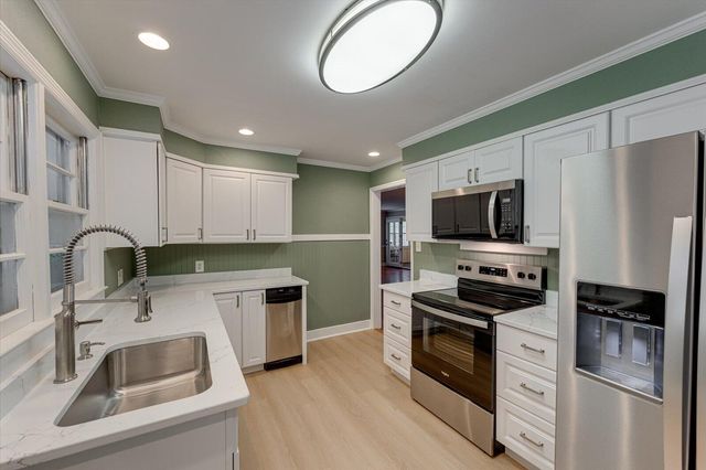 1117 Lakemont Drive, Dalton, GA 30720